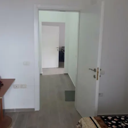 Zoga Golem (Tirana)