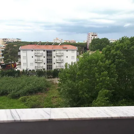 Apartment Zoga Golem (Tirana)