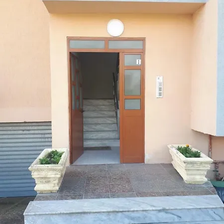 Zoga Apartment Golem (Tirana)