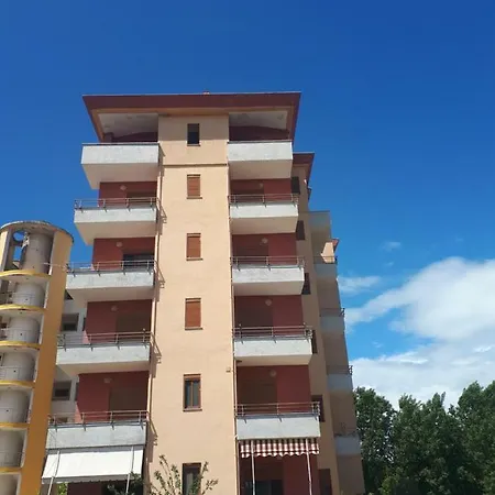 Apartment Zoga Golem (Tirana)